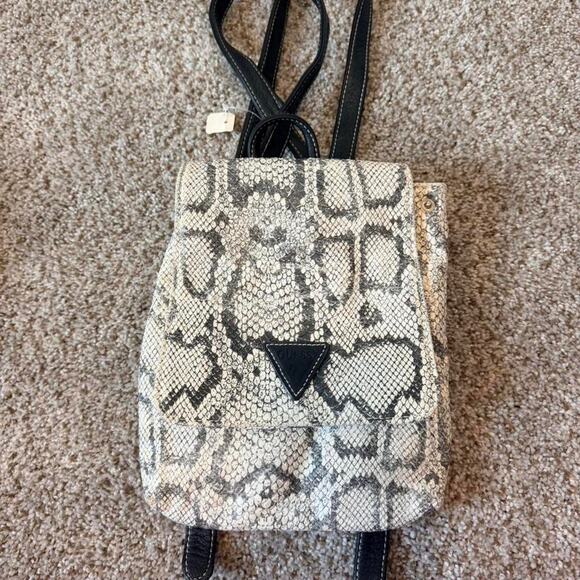 Guess Handbags - Vintage y2k guess backpack faux